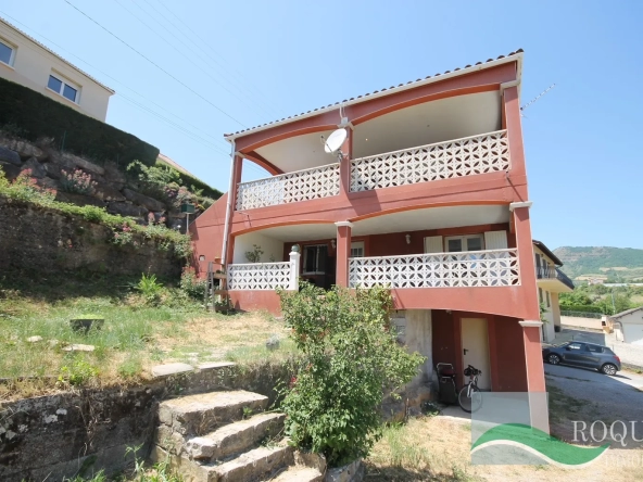 Appartement T4 avec terrasse, jardin et garage à Millau