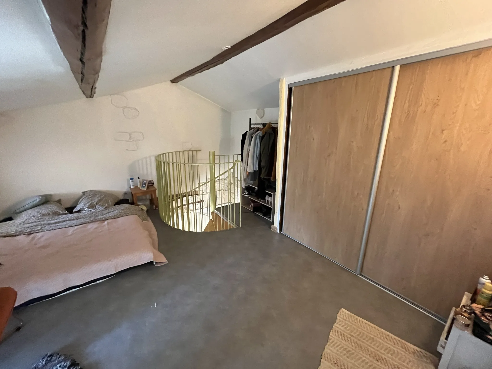 Appartement 52m2 avec Cour Intérieure à Malaucène 