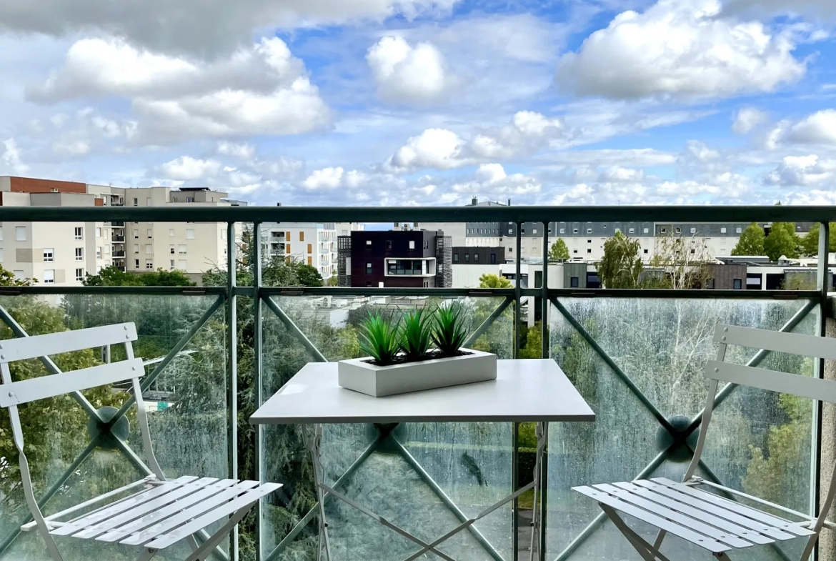 Studio avec terrasse à Courdimanche 