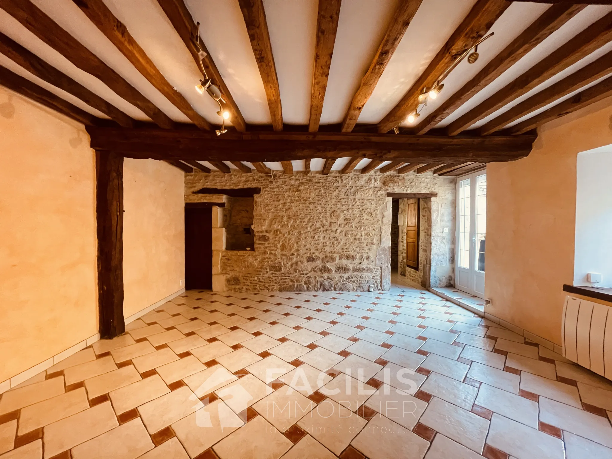 Maison en pierre atypique au charme fou de 150 m2 à Moult (14370) 