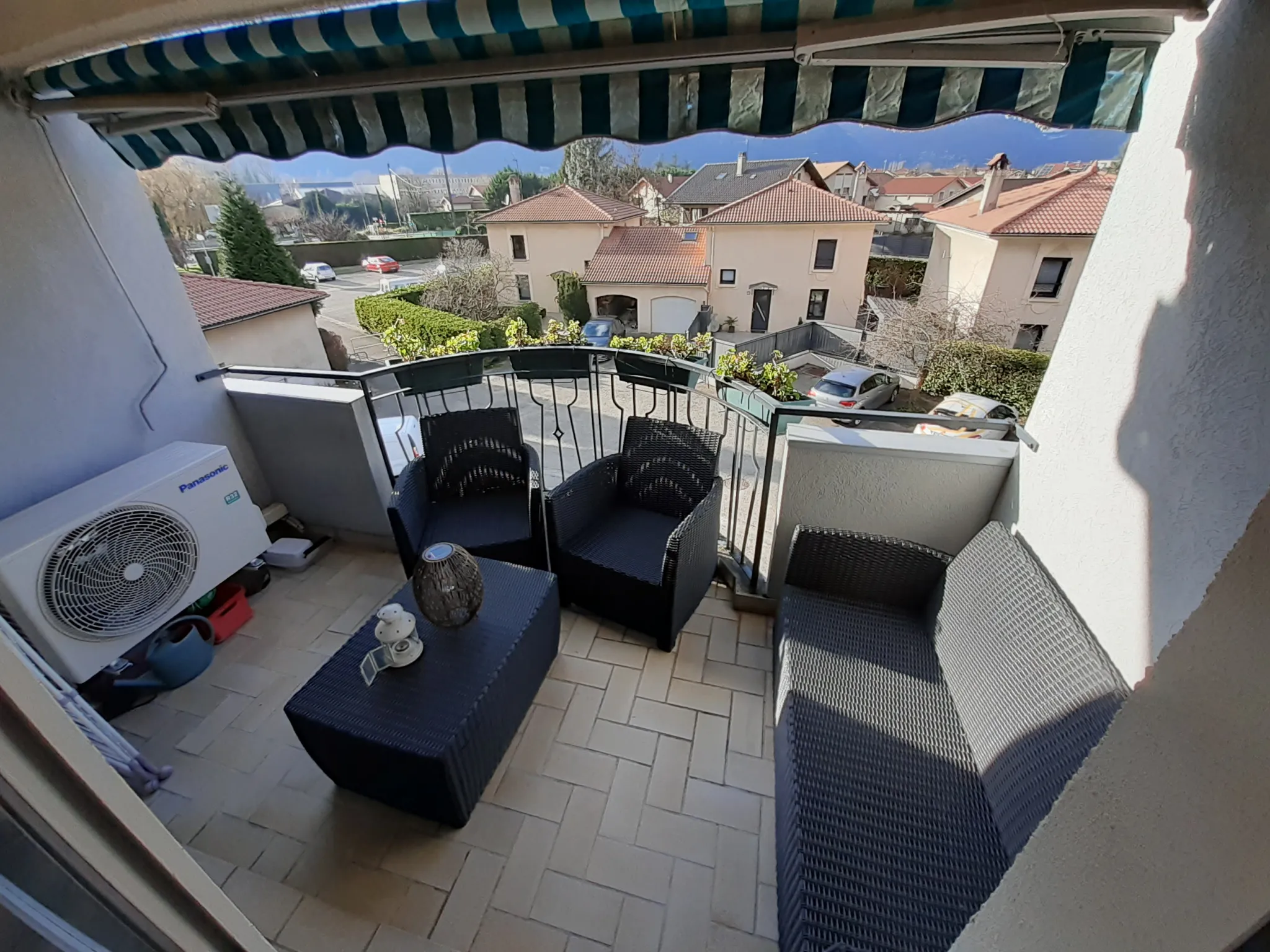 Appartement T3 avec terrasse à vendre à Fontanil Cornillon 