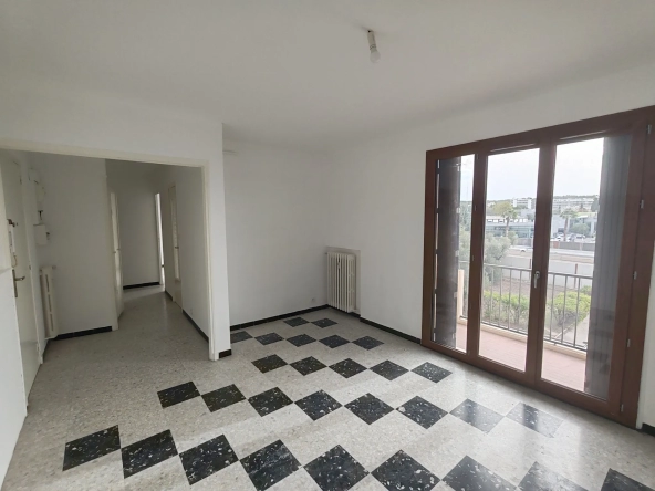 Appartement 2 pièces 45m2 avec balcons à Toulon - Beaulieu