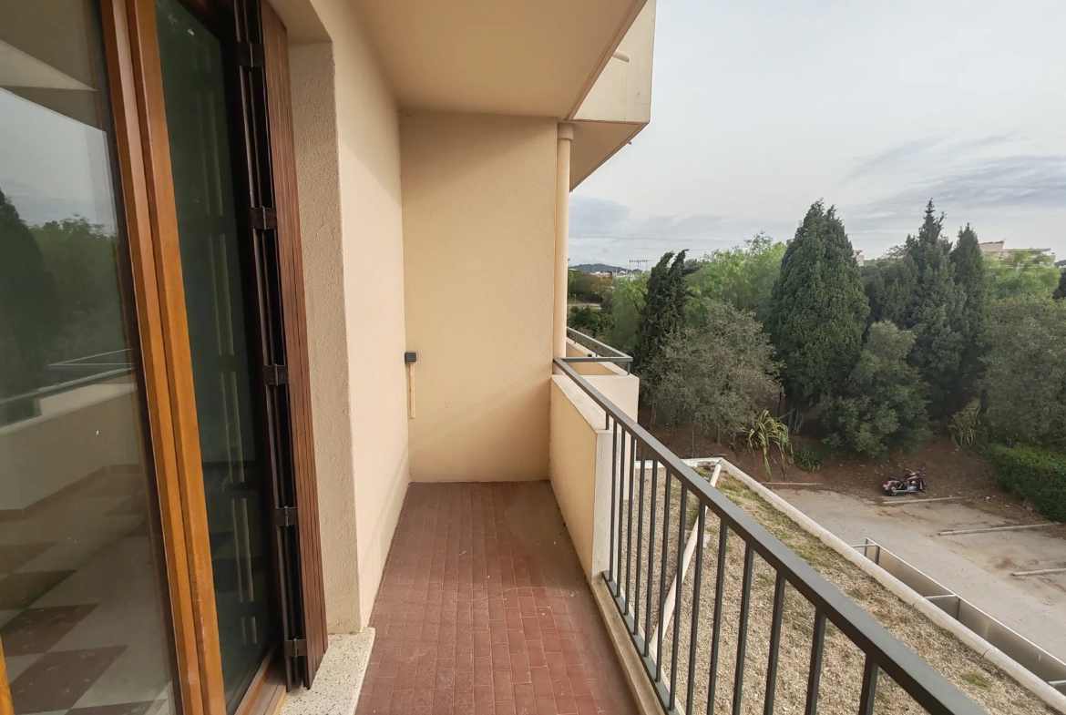 Appartement 2 pièces 45m2 avec balcons à Toulon - Beaulieu 