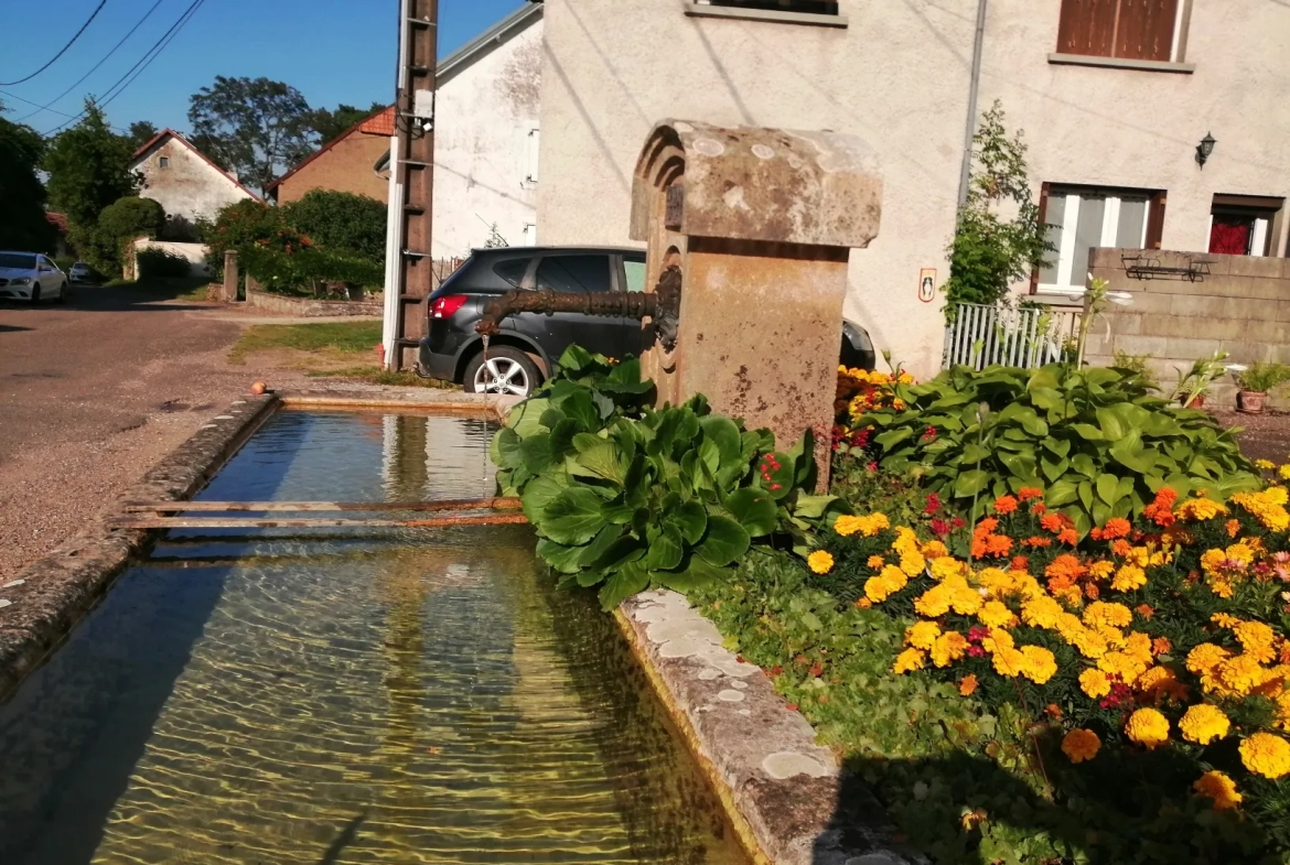 Maison de village avec appartement séparé 