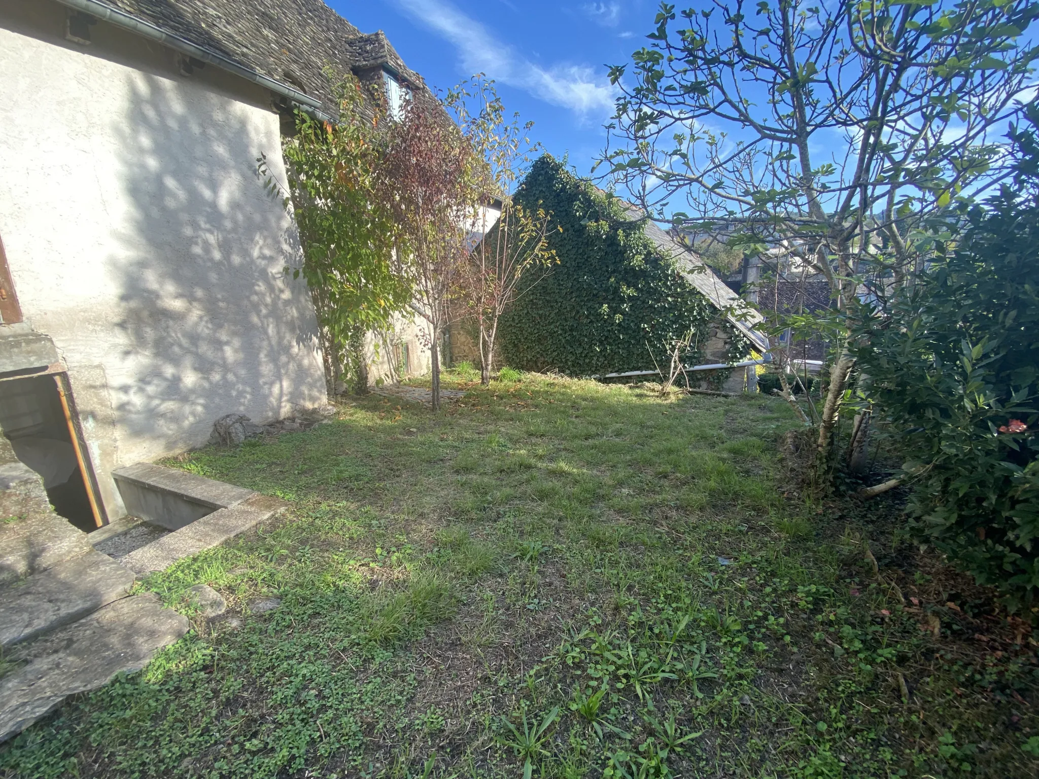 Maison du Pêcheur à Argentat - Ancienne maison rénovée avec jardin privatif et garage 