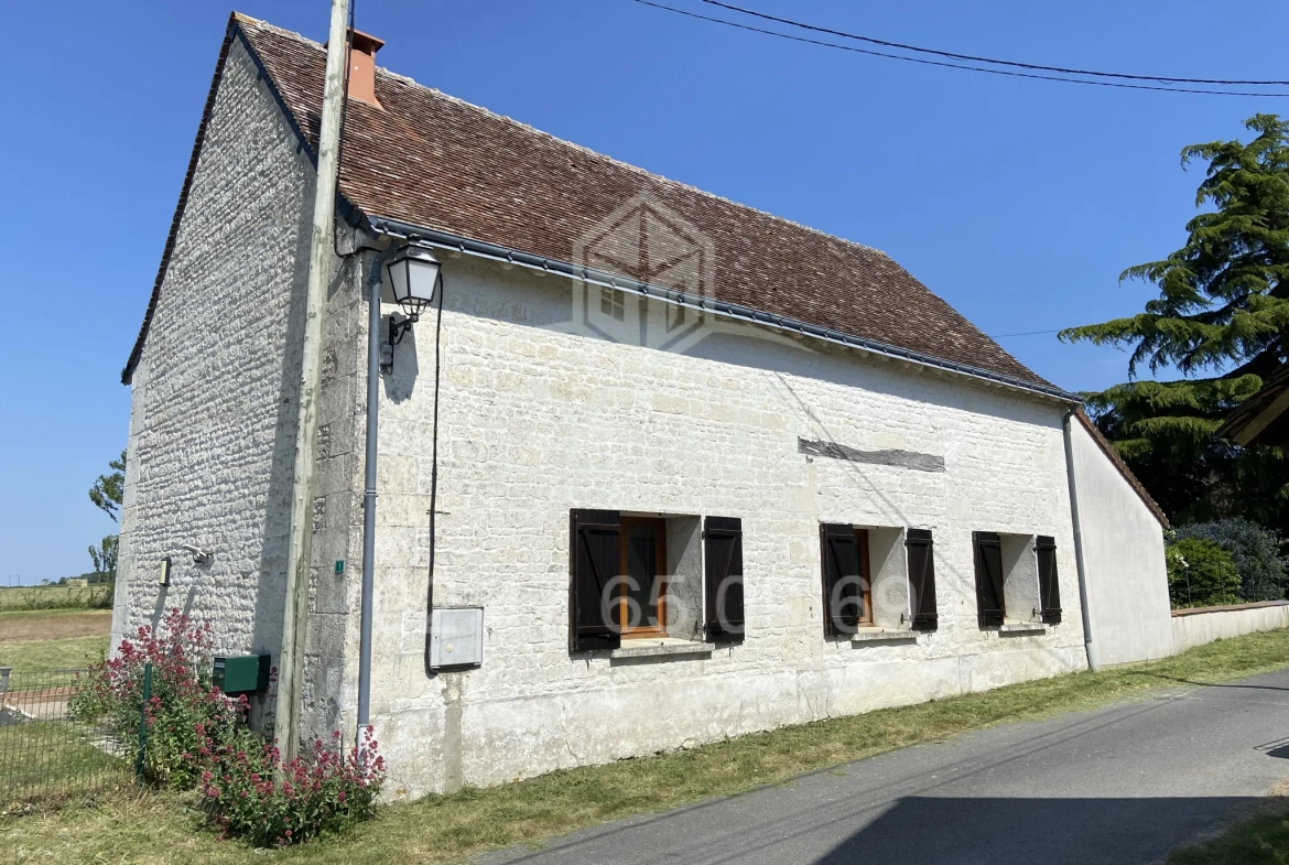 Maison ancienne sur 2824m2 de terrain clos avec vue dégagée à Drache 