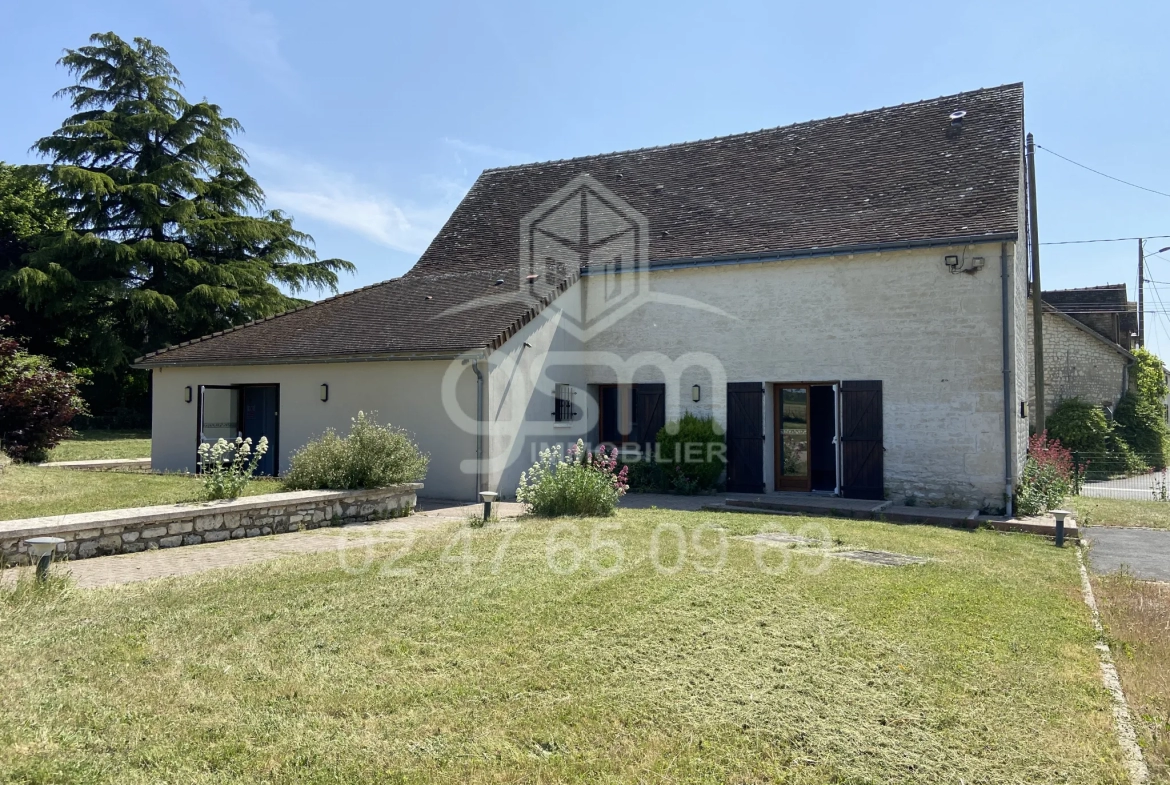 Maison ancienne sur 2824m2 de terrain clos avec vue dégagée à Drache 