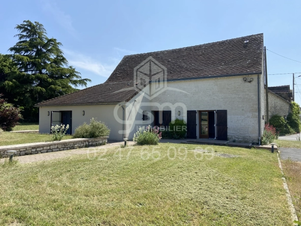 Maison ancienne sur 2824m2 de terrain clos avec vue dégagée à Drache