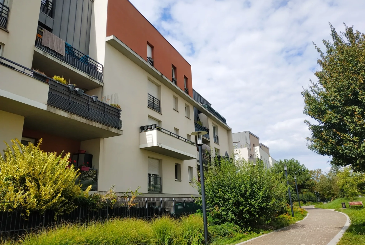 Appartement 3 pièces avec jardin 