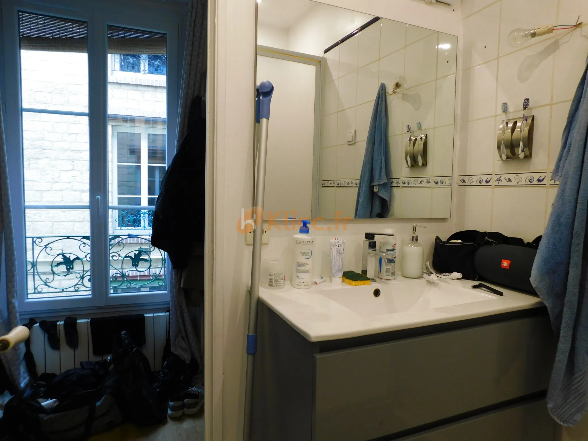 Appartement de deux pièces au calme tout près de la mairie de Carrieres-sur-Seine 