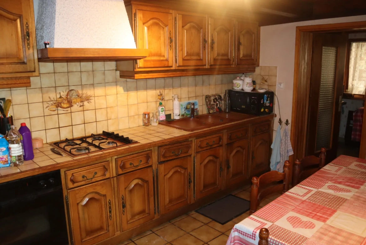 Maison individuelle avec 4 chambres à vendre à Retzwiller 