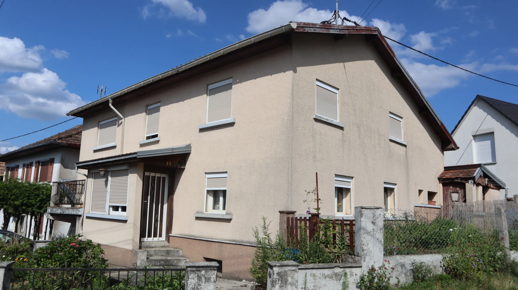 Maison individuelle avec 4 chambres à vendre à Retzwiller 