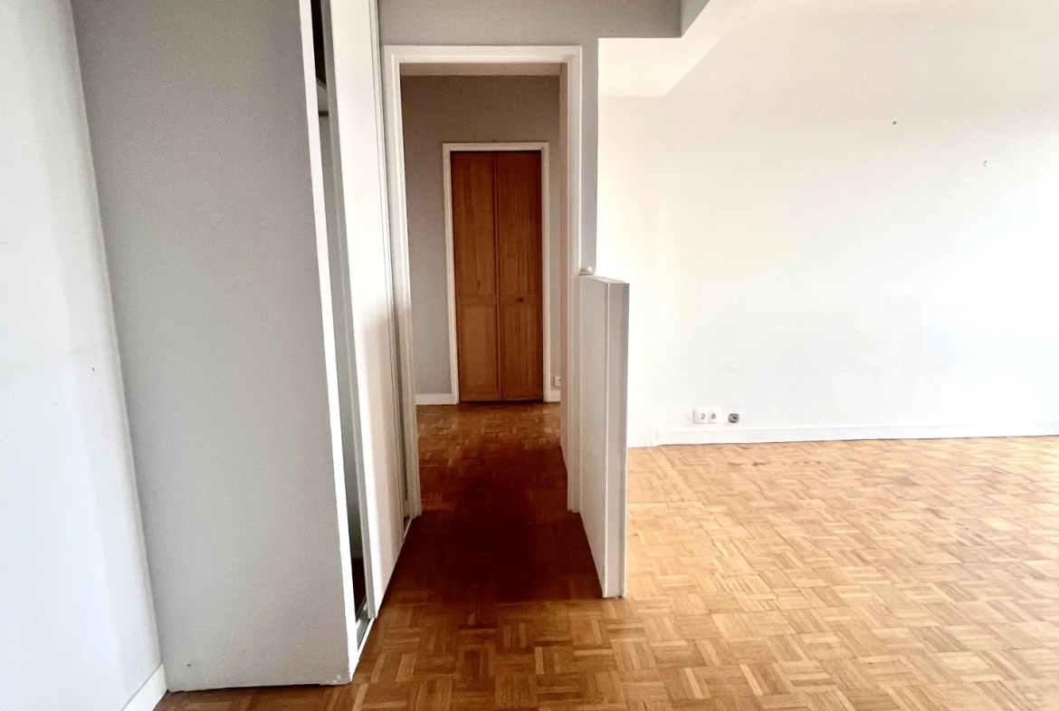 Appartement 3 pièces à vendre à Neuilly Sur Marne 