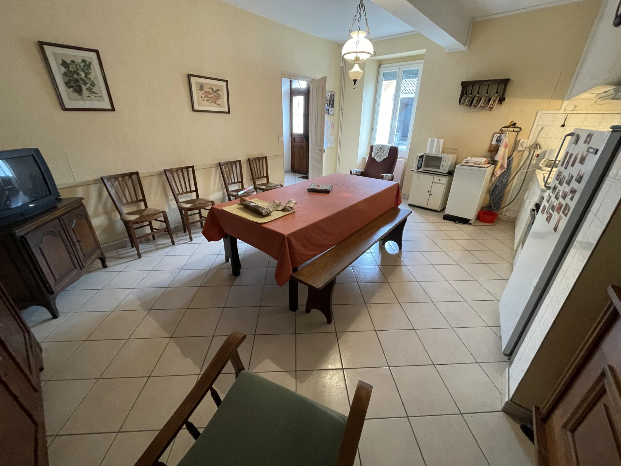 Maison ancienne avec grange à vendre à 5 min de Tarbes 