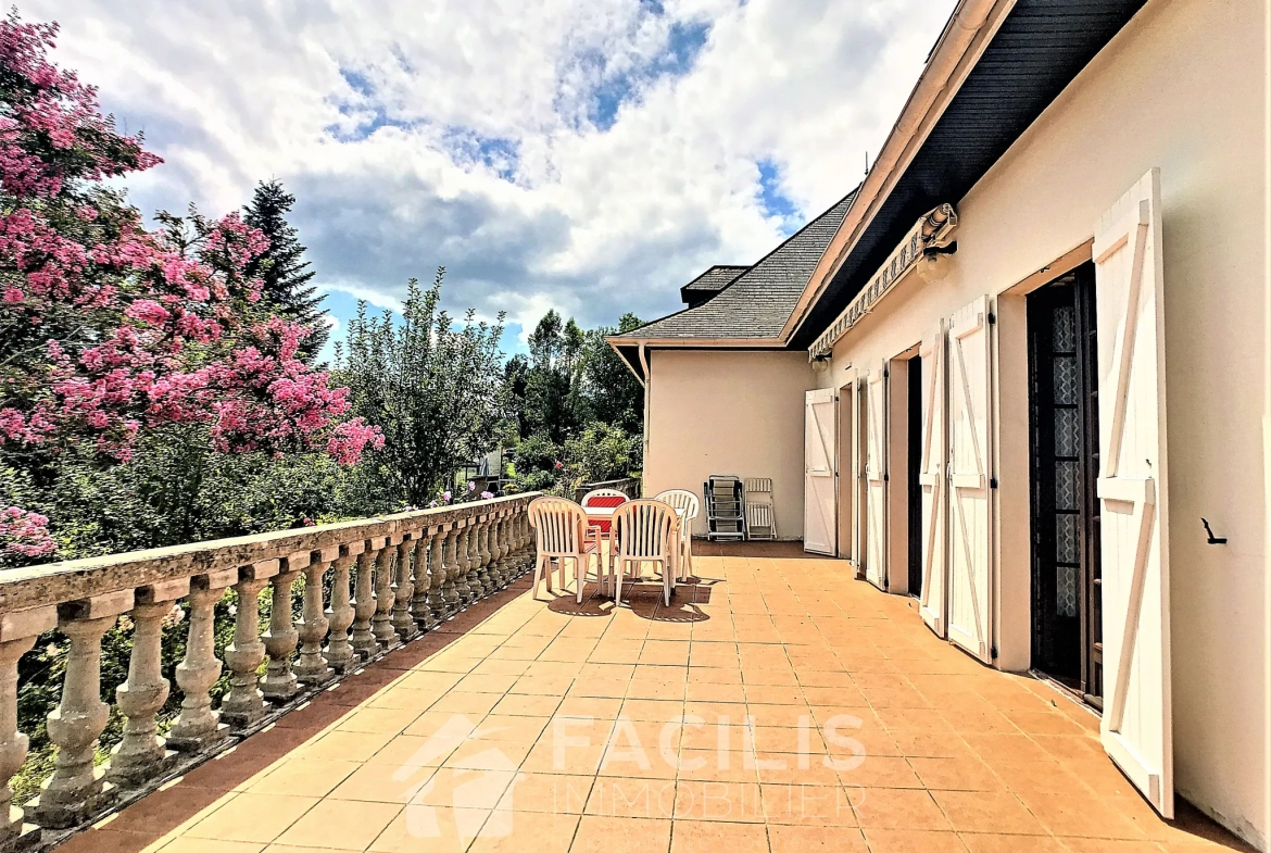 Maison spacieuse dans un village paisible 