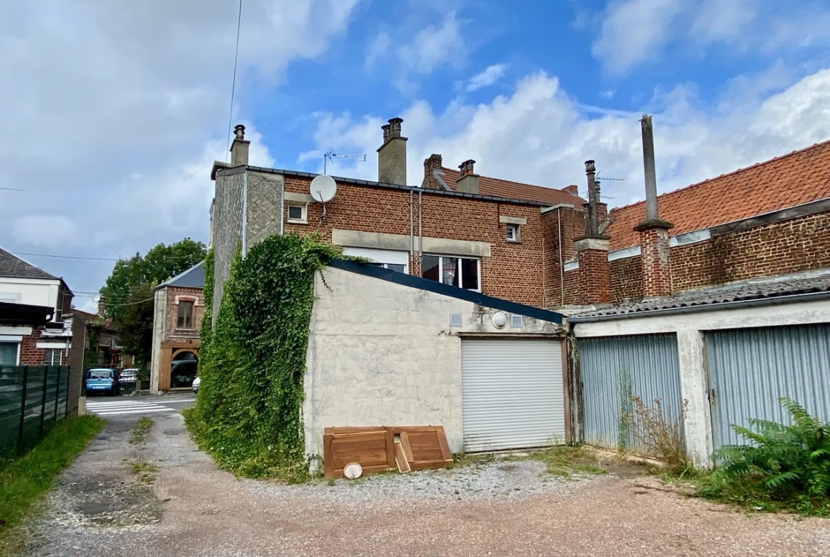 Maison semi-individuelle à Aulnoye aymeries | Beau potentiel 