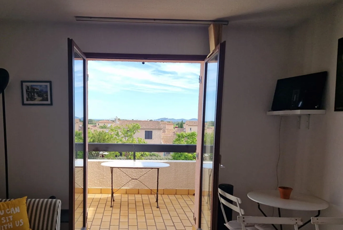 Appartement deux pièces La Londe les Maures 