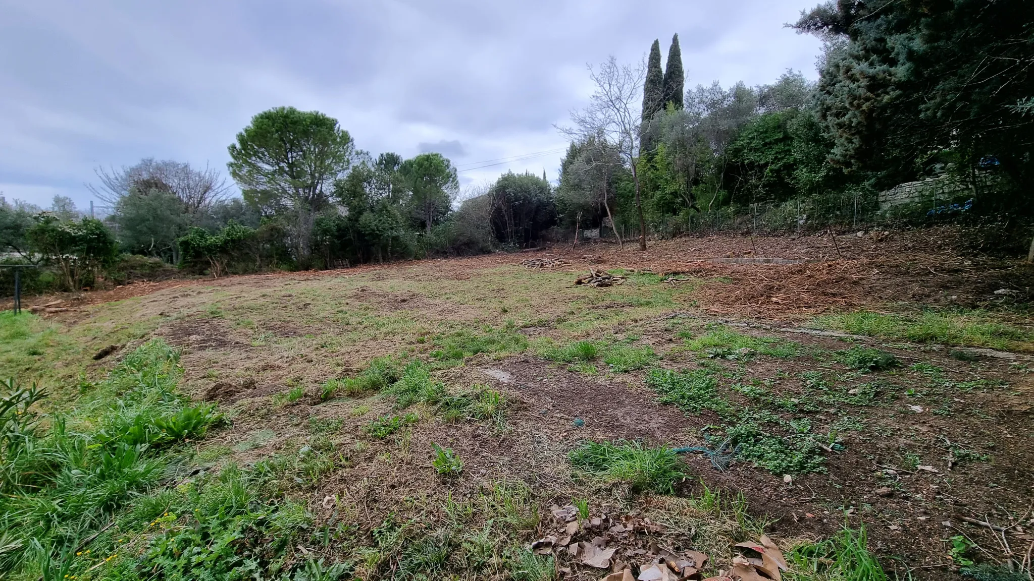 Vente terrain Sommieres 703m2 