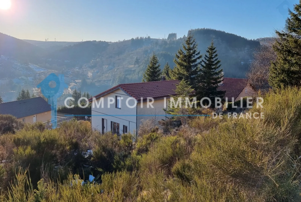 Maison à ossature bois de 116 m2 à Saint-Cirgues-en-Montagne 