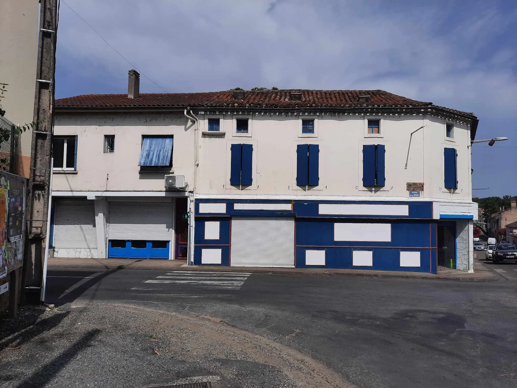 Local commercial avec habitation à Saint-Vite 