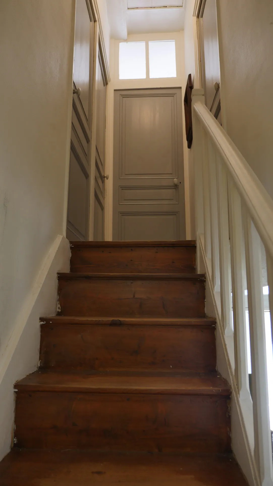 Maison de 188 m2 avec jardin, cave et garage à Montbrison 