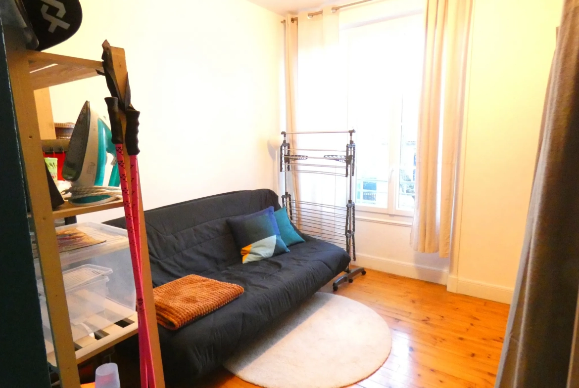 Beautiful T3 Apartment in Aurillac 