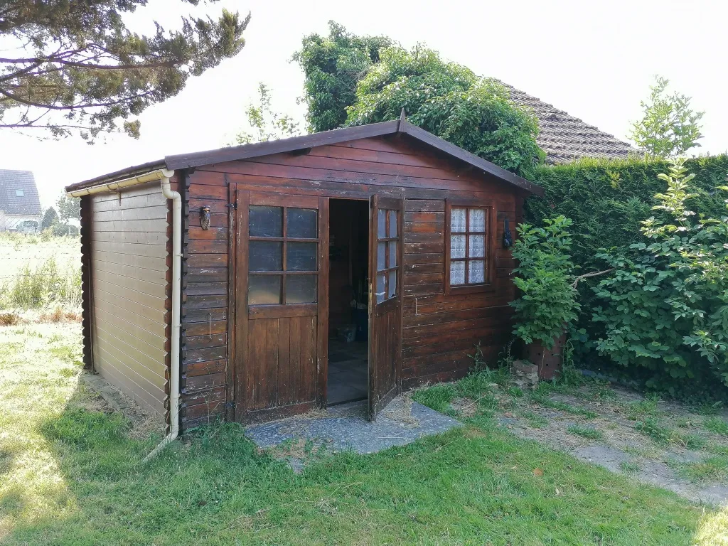 Pavillon avec 3 chambres à Beaumont le Roger 