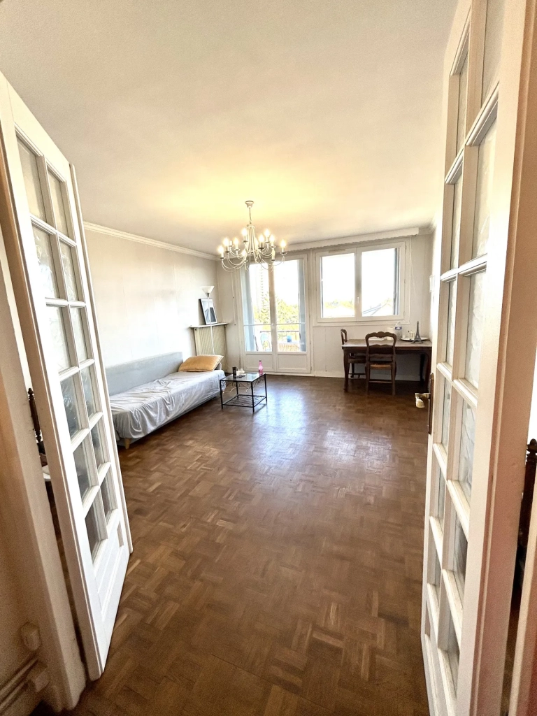 DRANCY, À VENDRE APPARTEMENT T3 72M2