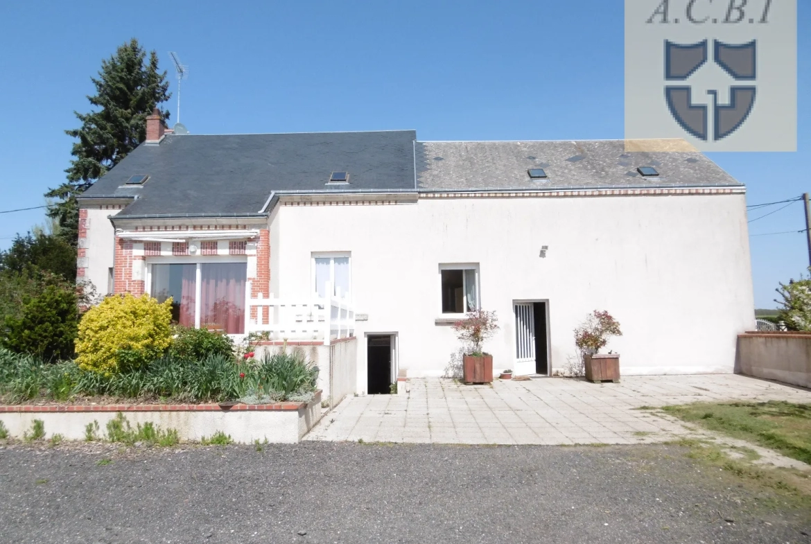 Bright House with 3 Bedrooms in Marchenoir 