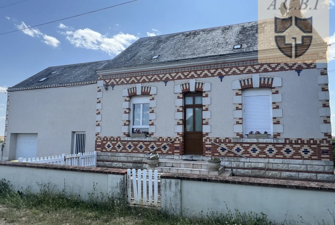 Bright House with 3 Bedrooms in Marchenoir 