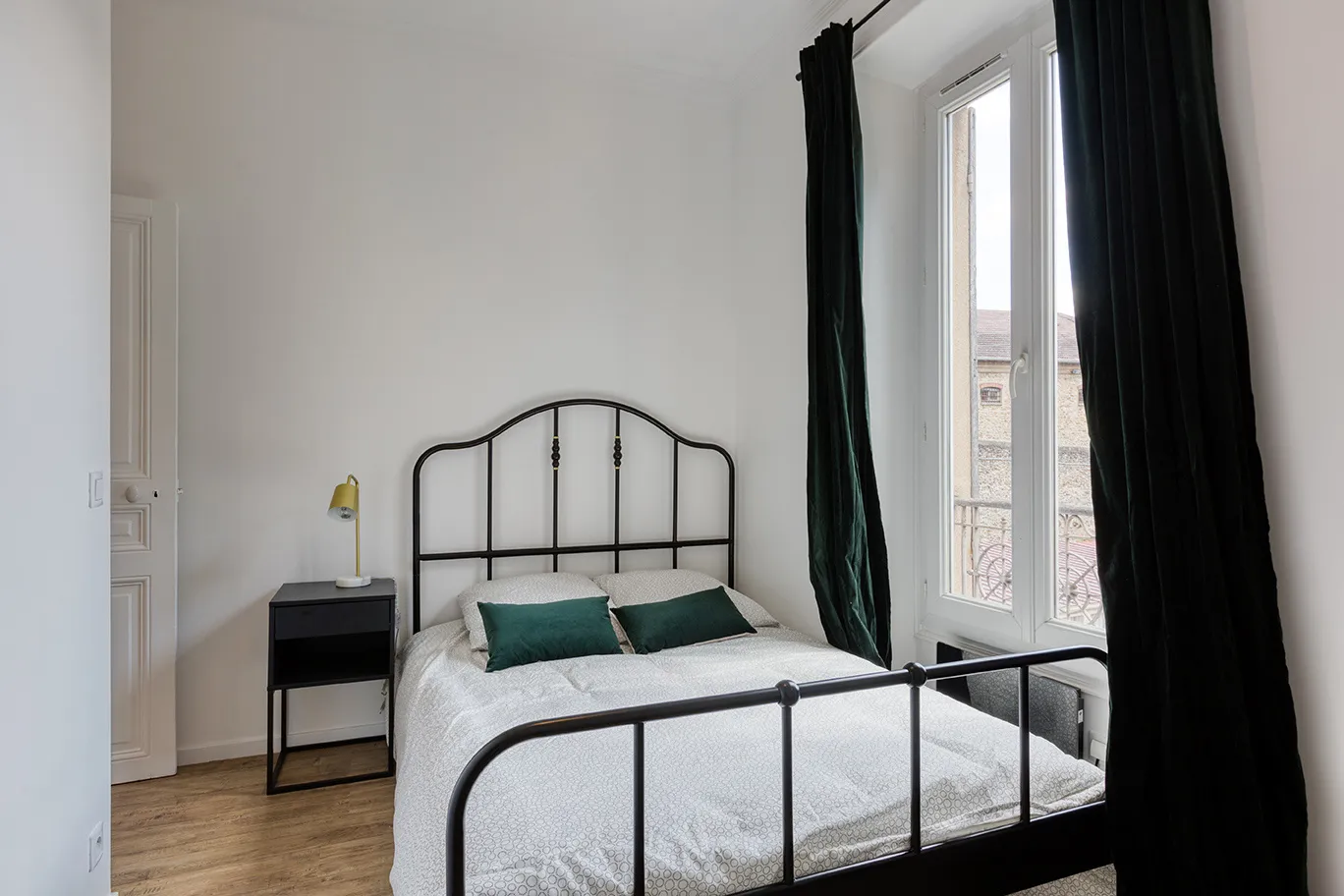 Appartement Deux Pièces à Vendre - Melun 