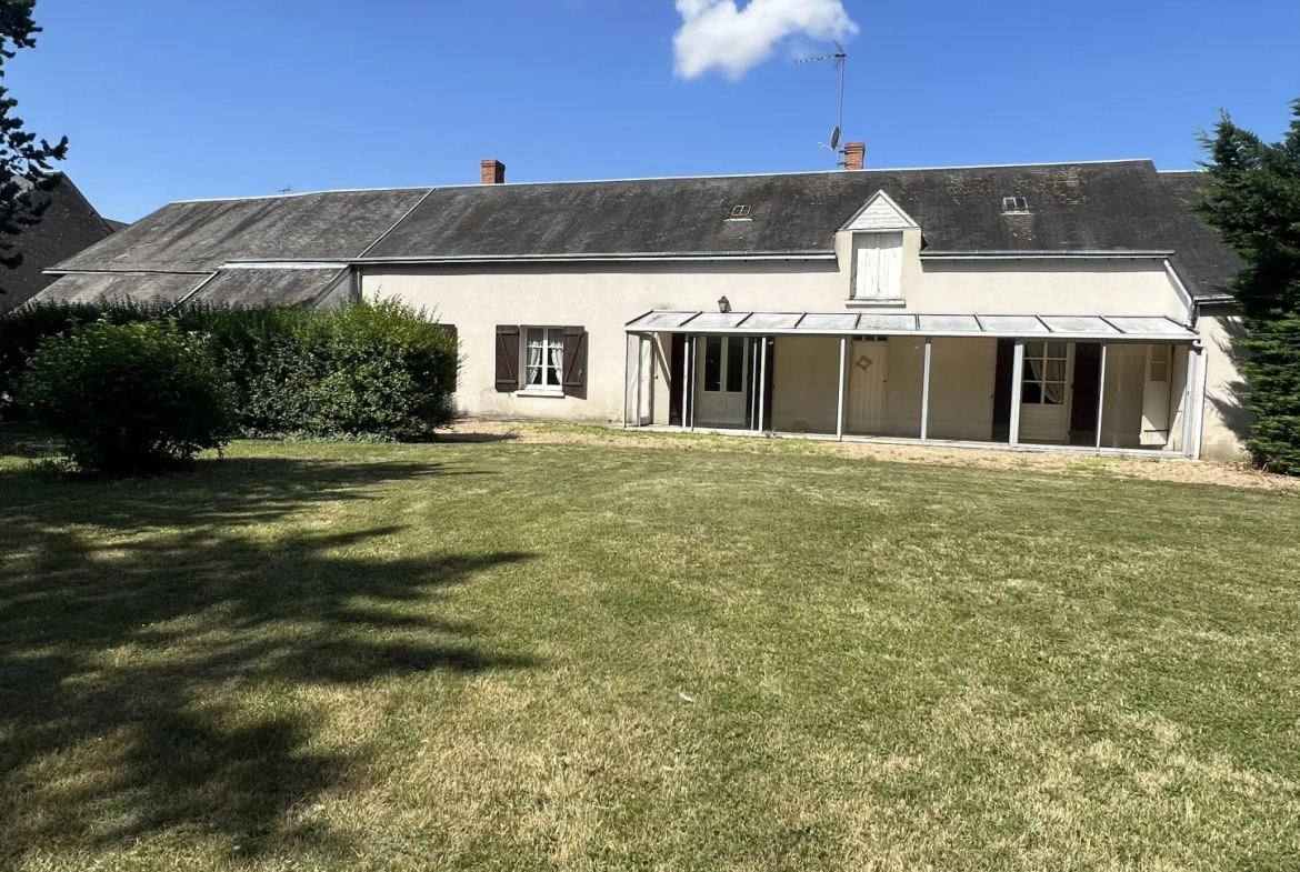 Maison à rénover avec jardin à Oucques 