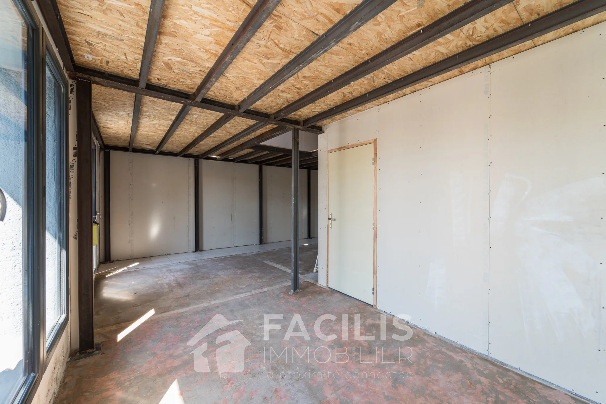 Poitiers Chilvert - Plateau brut en duplex de 85m2 