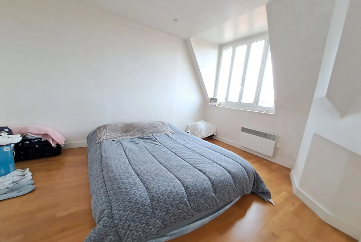 Studio à vendre à Suresnes avec vue agréable sans vis-à-vis 