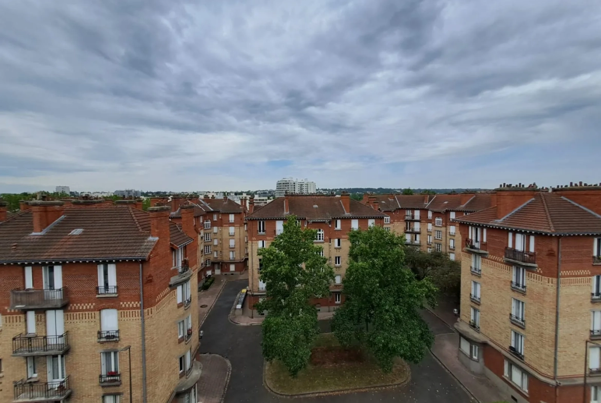 Studio à vendre à Suresnes avec vue agréable sans vis-à-vis 