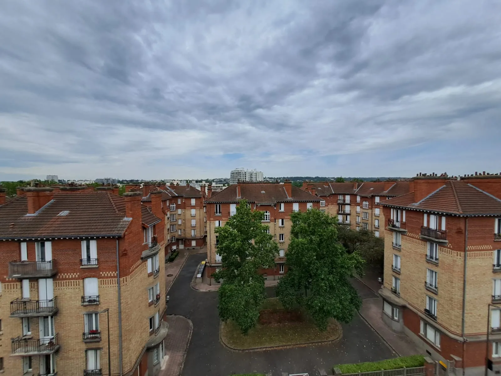 Studio à vendre à Suresnes avec vue agréable sans vis-à-vis 