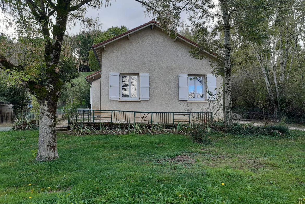 Maison de plain pied à Saint-Céré 