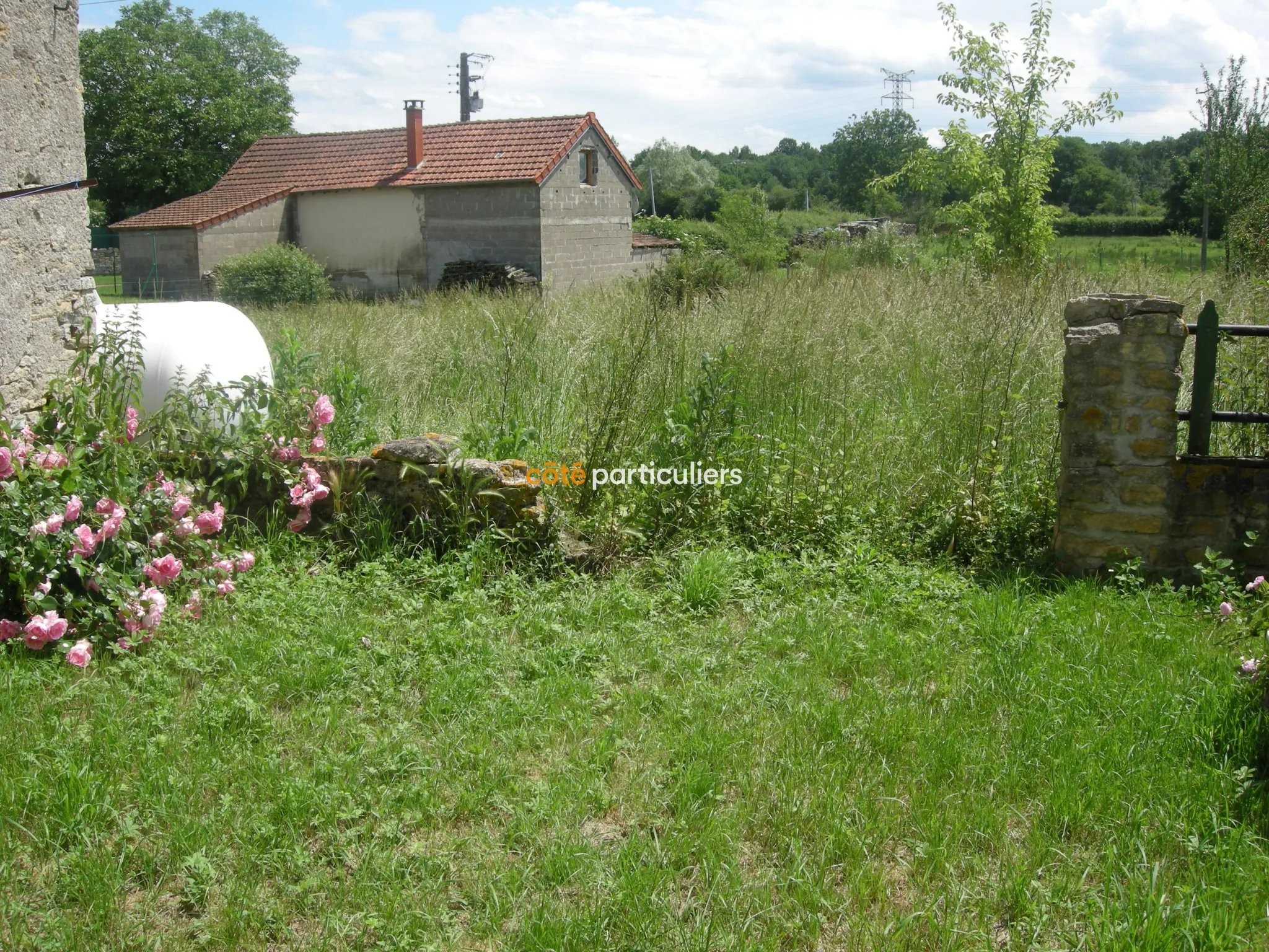 Maison de campagne T3 à Meillant avec 2 chambres 