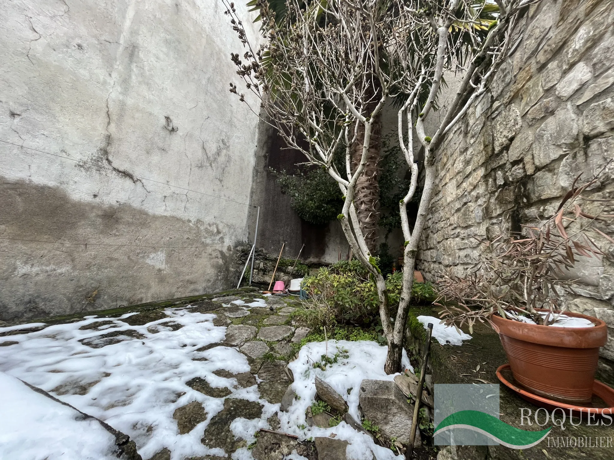 Maison de village avec terrasse à Ste eulalie de cernon 