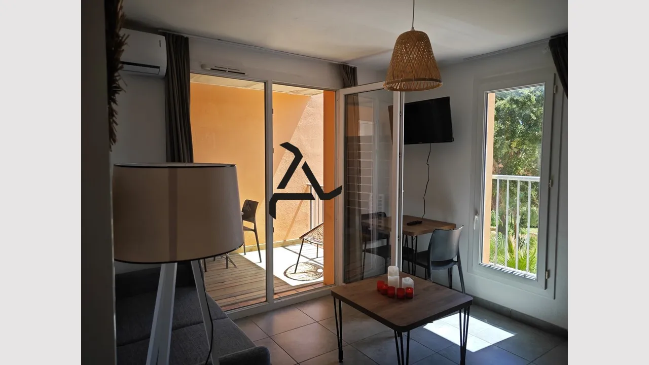 Bright T2 Apartment with Terrace and Balcony near Porto-Vecchio 