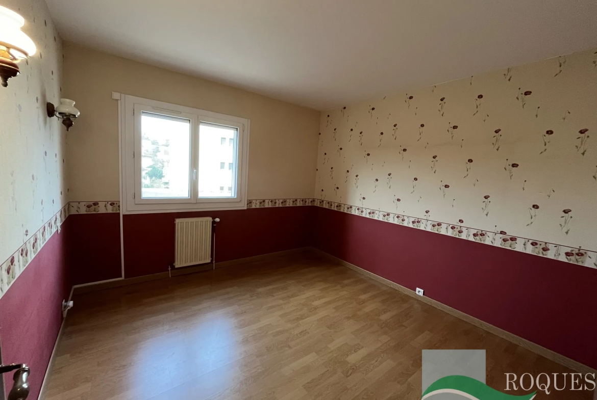 Appartement avec Balcon à 10 mn du Centre Ville - Millau 