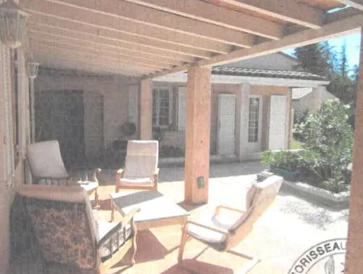 Belle maison de 4 chambres avec piscine à Saint-Cézaire-Sur-Siagne 