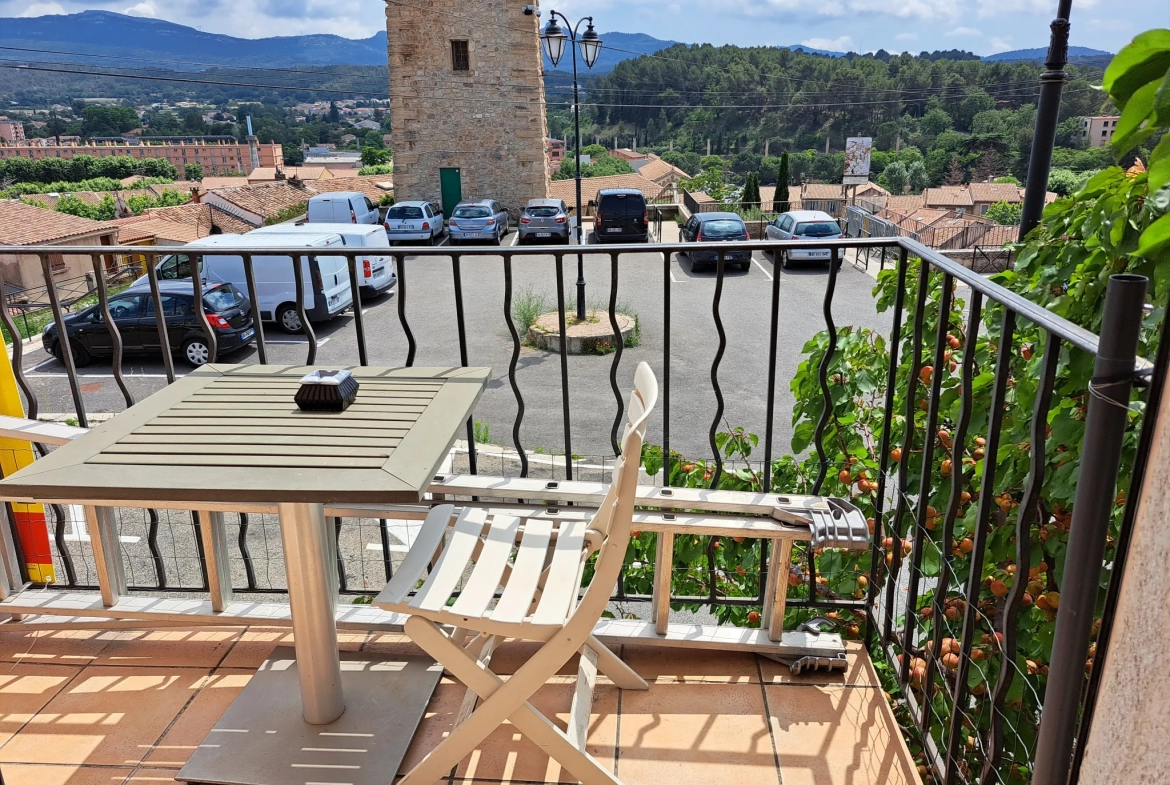 Maison de ville indépendante à GARDANNE avec vue panoramique 