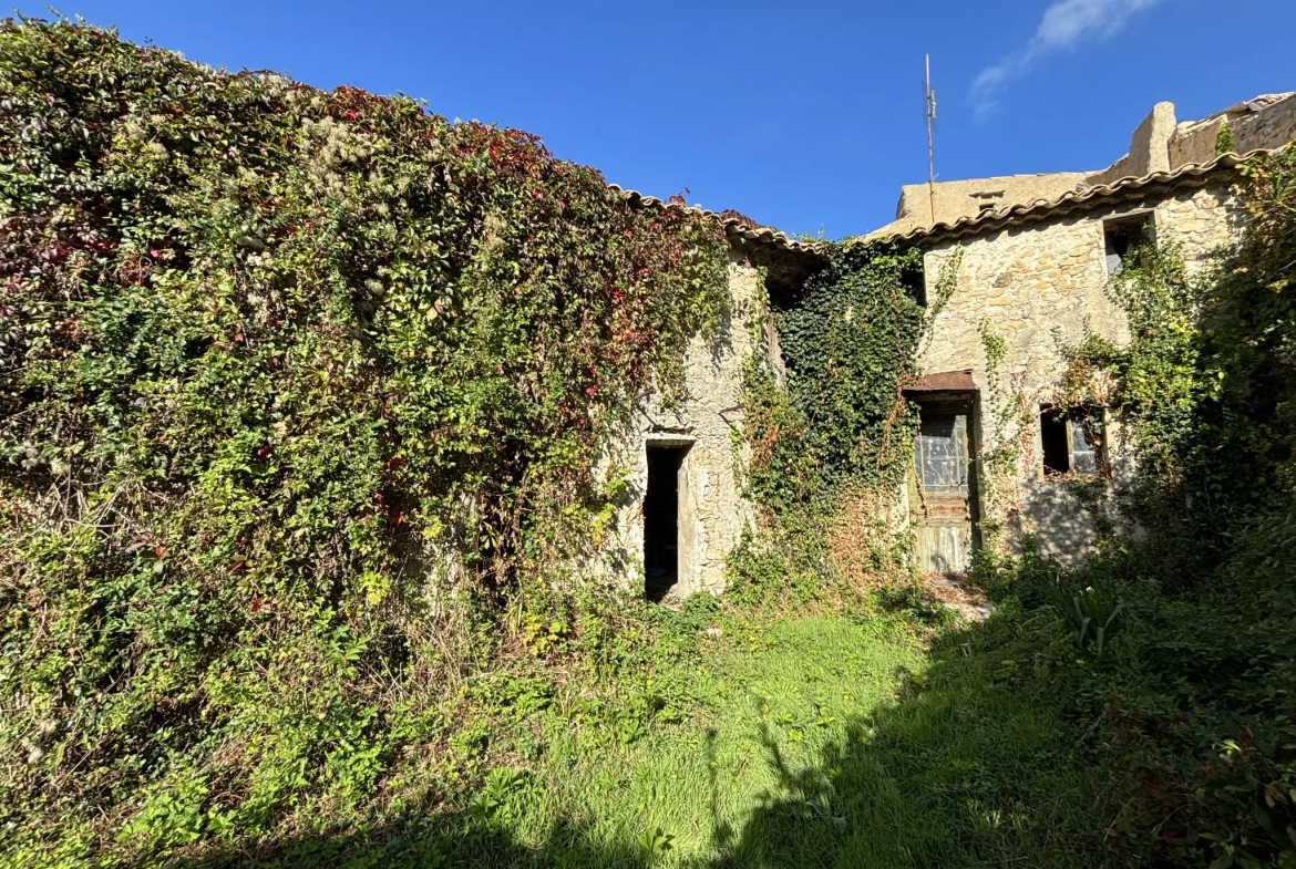 Maison de village à rénover à Beaumont du Ventoux 