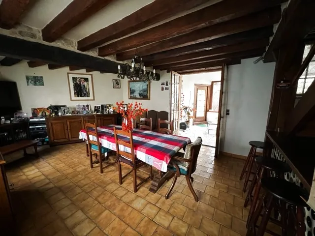 Maison de 137 m2 à Etampes, Loiret 