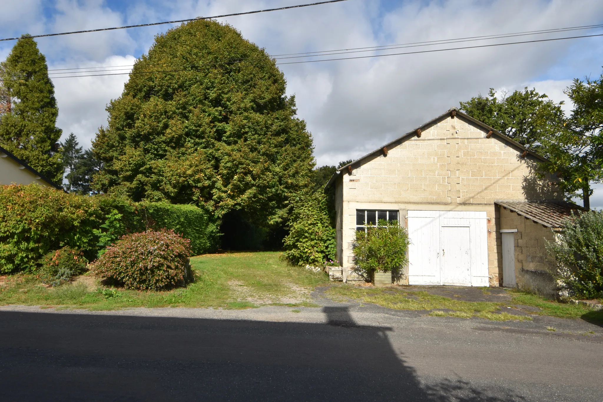 Maison en pierre à Maisonnais sur Tardoire 