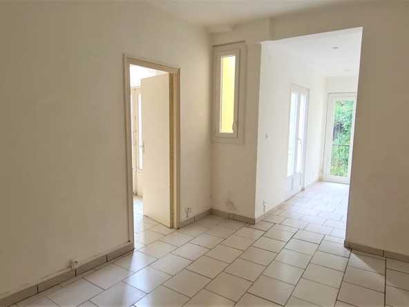 Vente appartement à AMELIE LES BAINS Centre ville avec vue bucolique