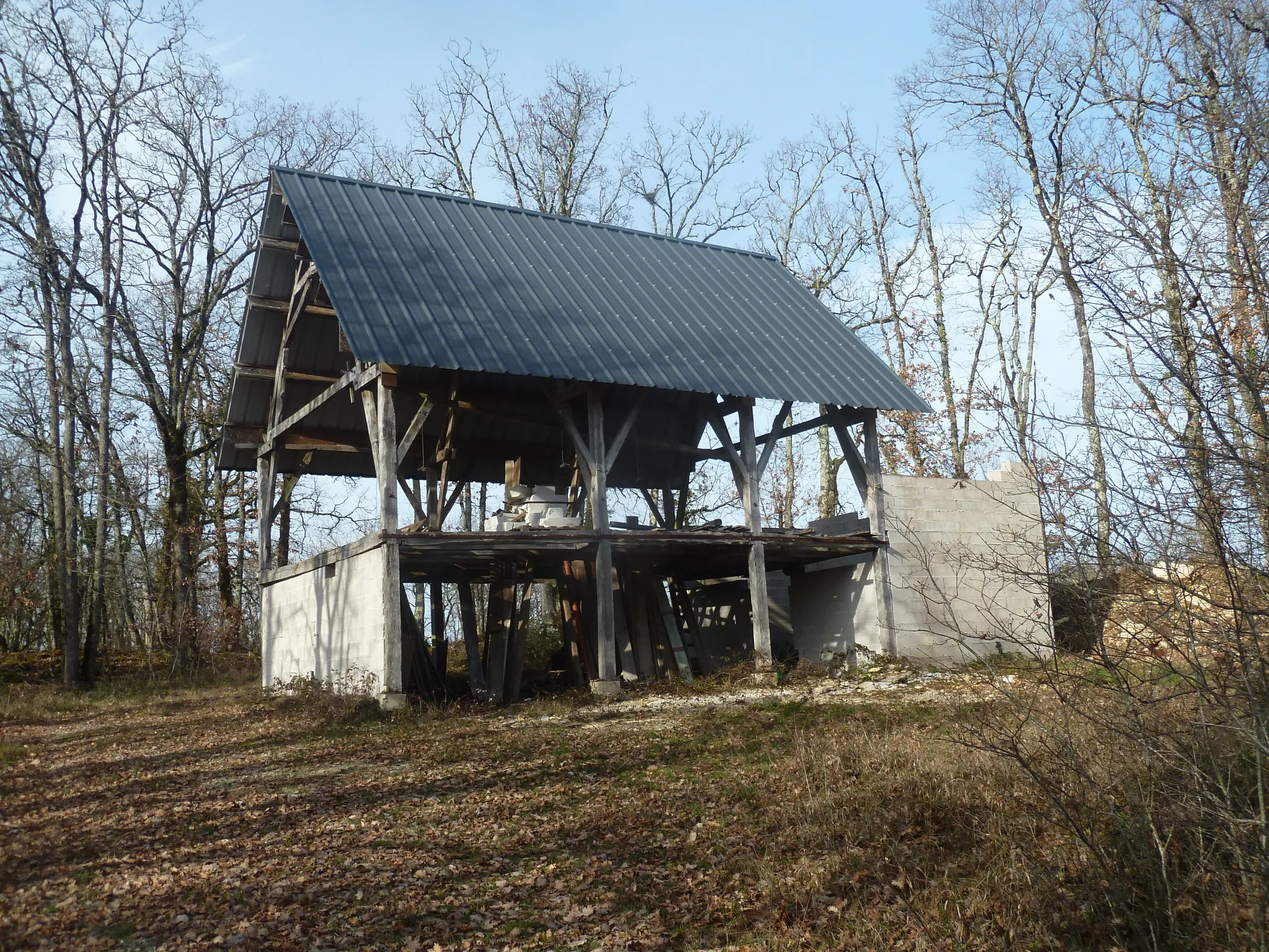 Maison ossature bois à rénover au cœur de la nature 