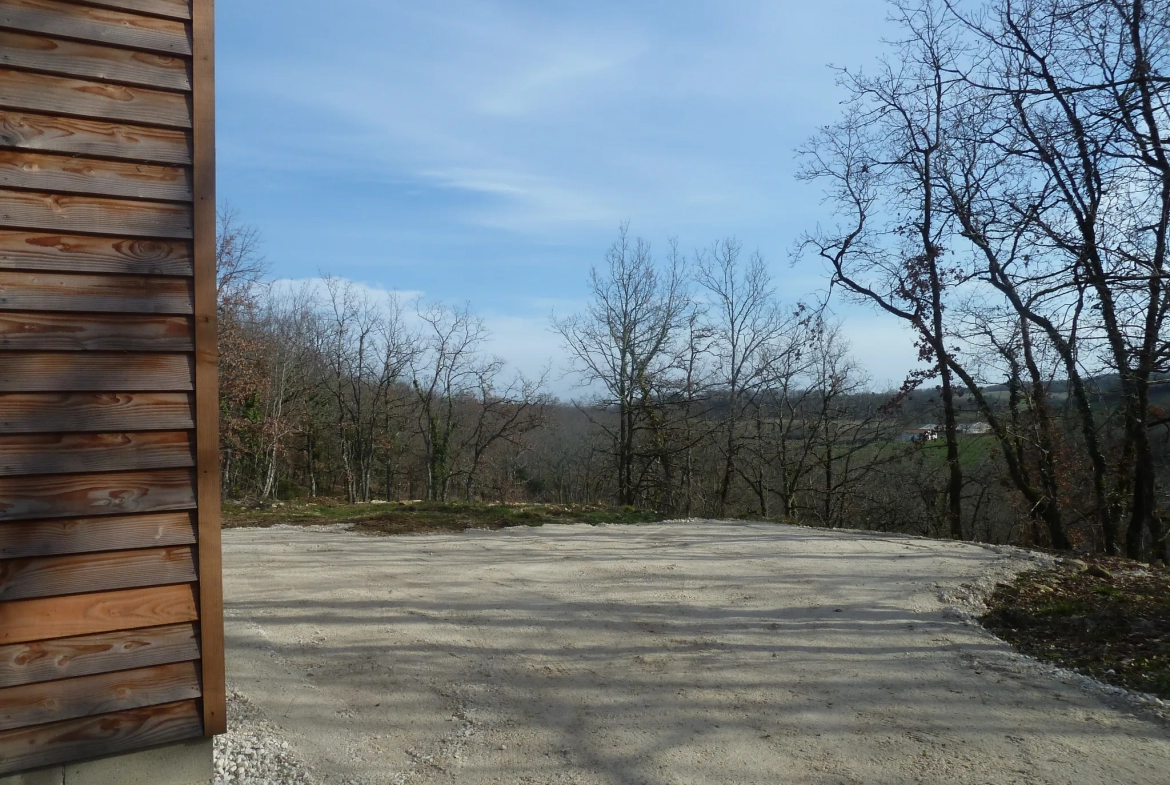 Maison ossature bois à rénover au cœur de la nature 