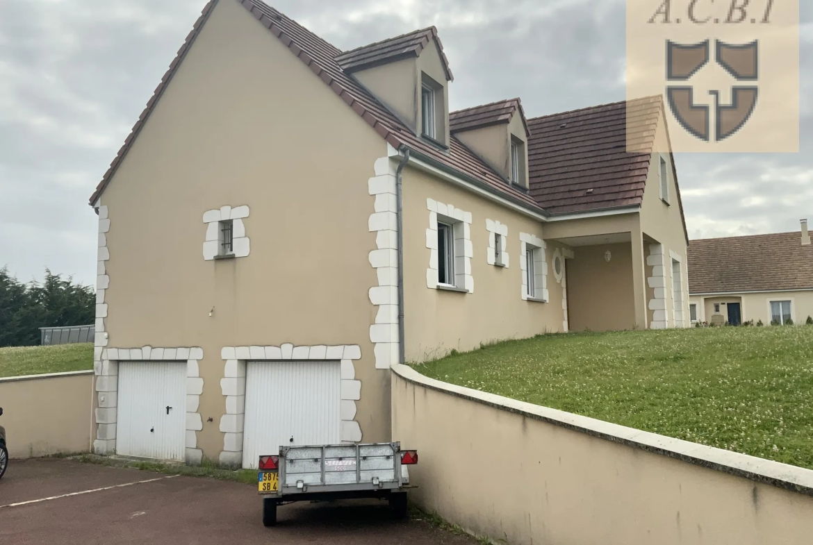 Maison Traditionnelle Familiale à Vendôme 